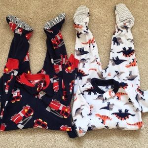 EUC Super soft Fleece Footies 12mo Pajamas